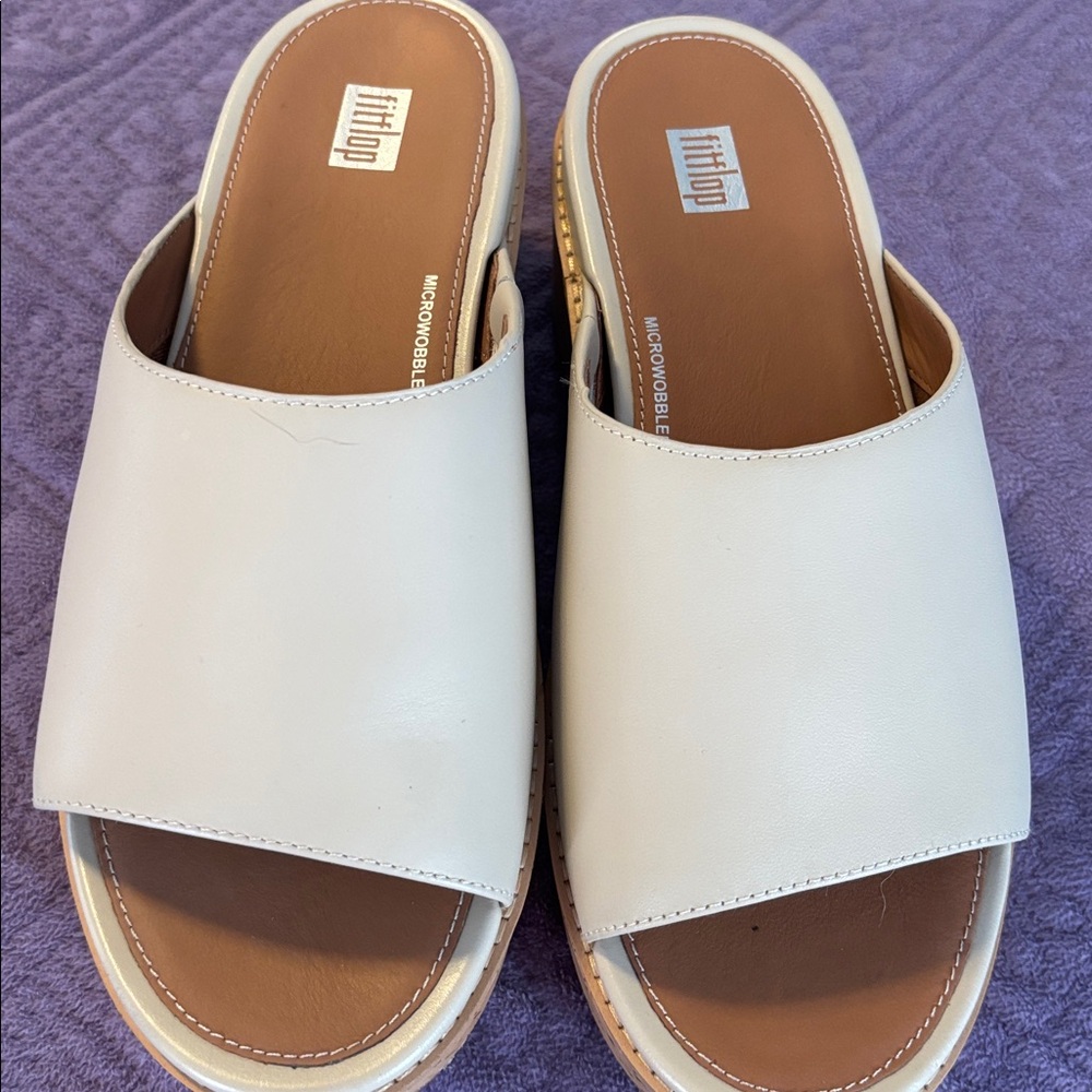 FitFlop Cream Slide Sandals